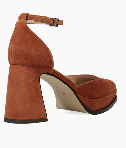 PELLE MODA