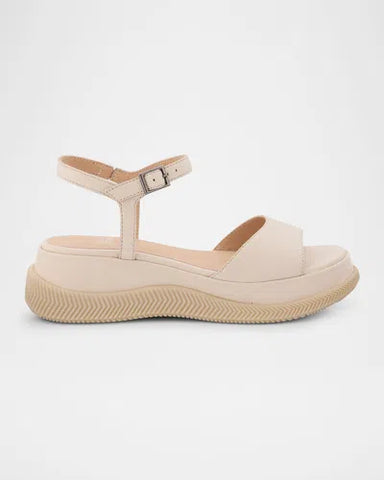 EILEEN FISHER
